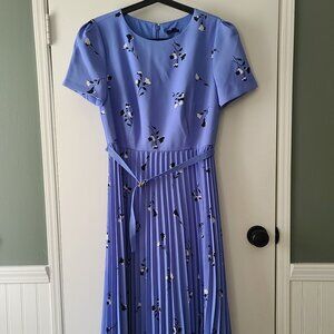 ANN TAYLOR Women's Size 6 Belted Pleated Floral Powder Cornflower Blue Dress NWT